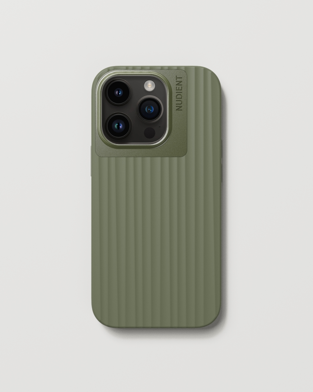 Thin, green case for iPhone 7/8/SE/SE 2022 | Nudient